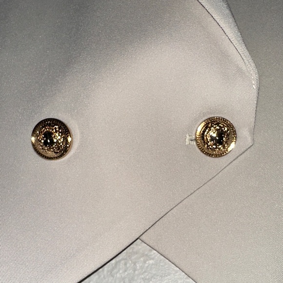 GREY LAB Women's Elegant Cream Blazer - Picture 3 of 6